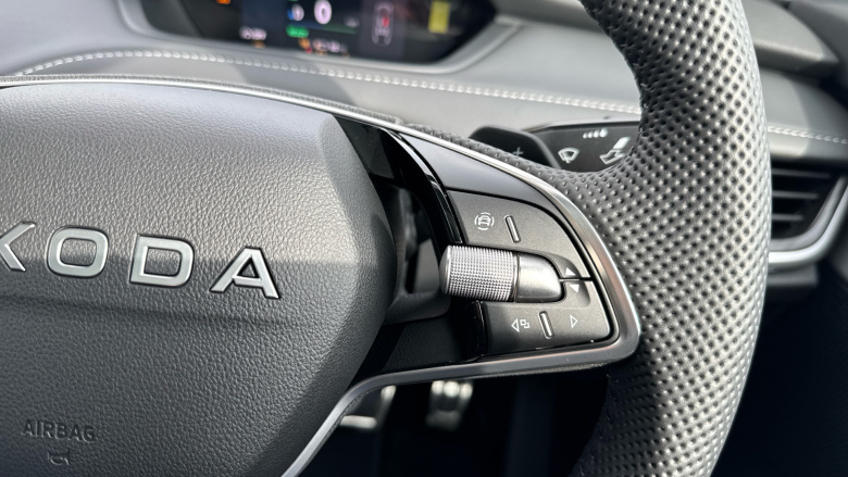 Skoda Enyaq 210kW 85 Sportline 82kWh 5dr Auto Electric 